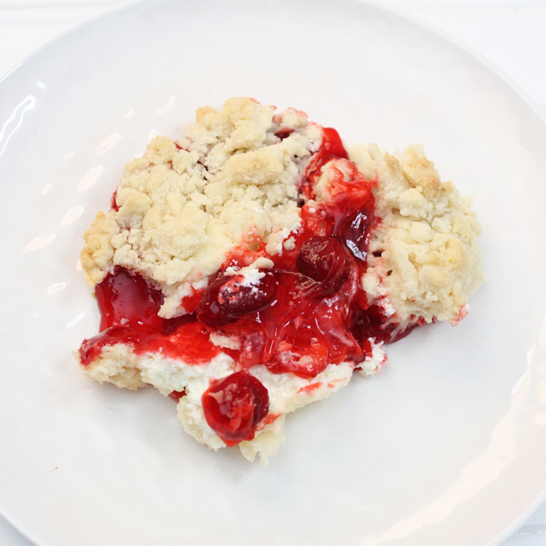Strawberry Cheesecake Dump Cake