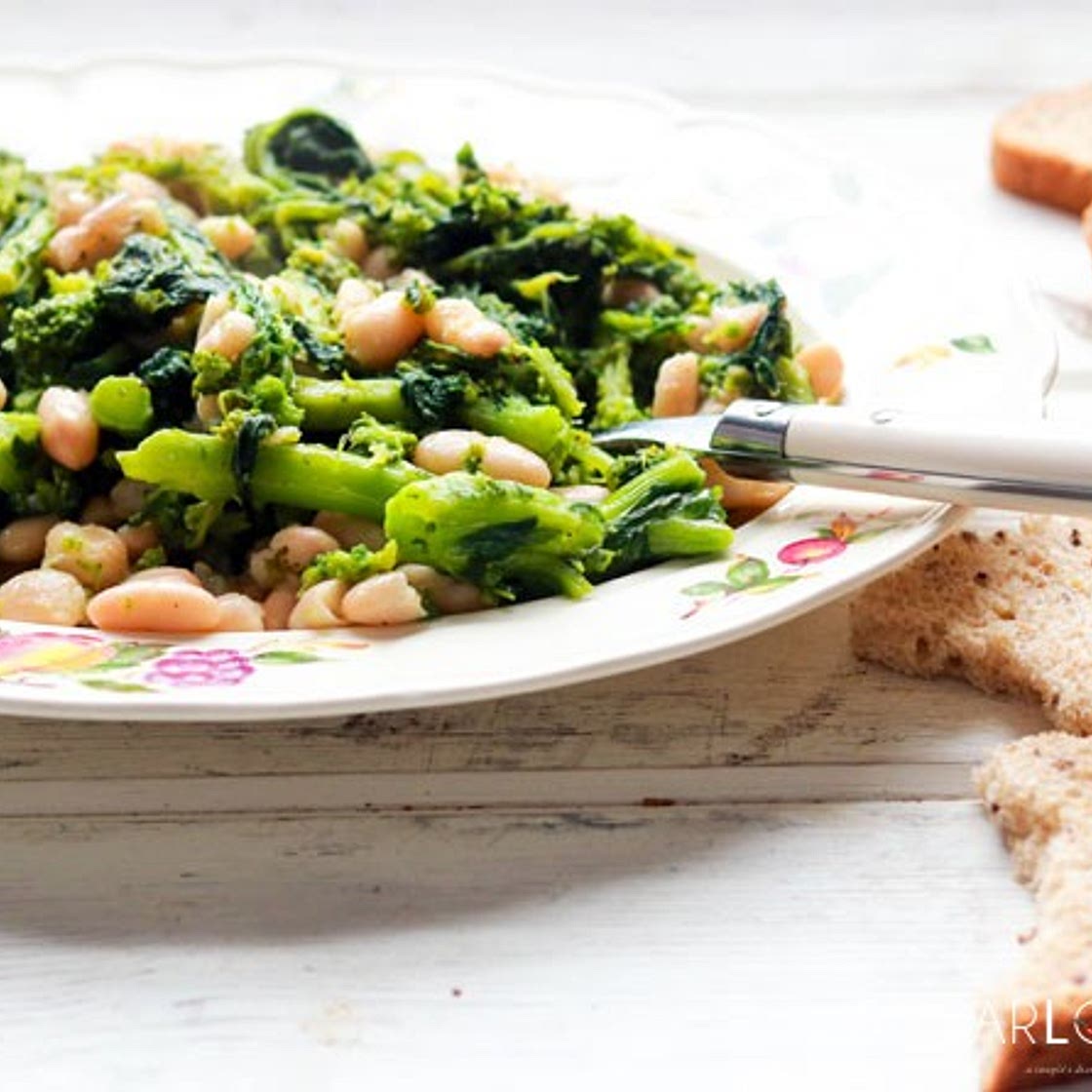 Spicy Italian Rapini and Cannellini Beans