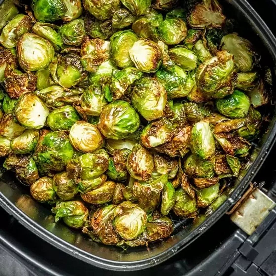 Air Fryer Crispy Brussels Sprouts