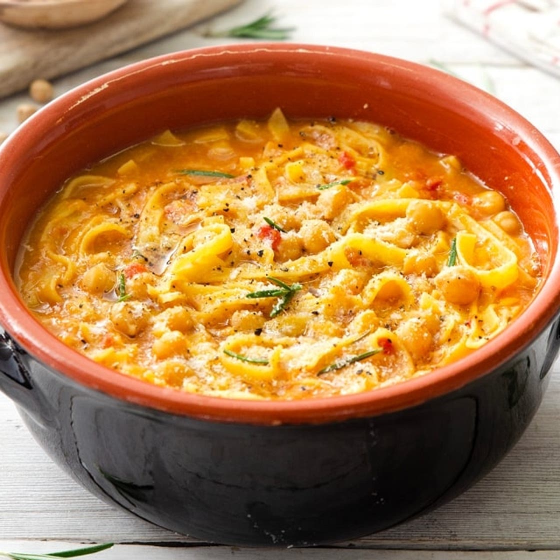 Pasta e ceci alla toscana