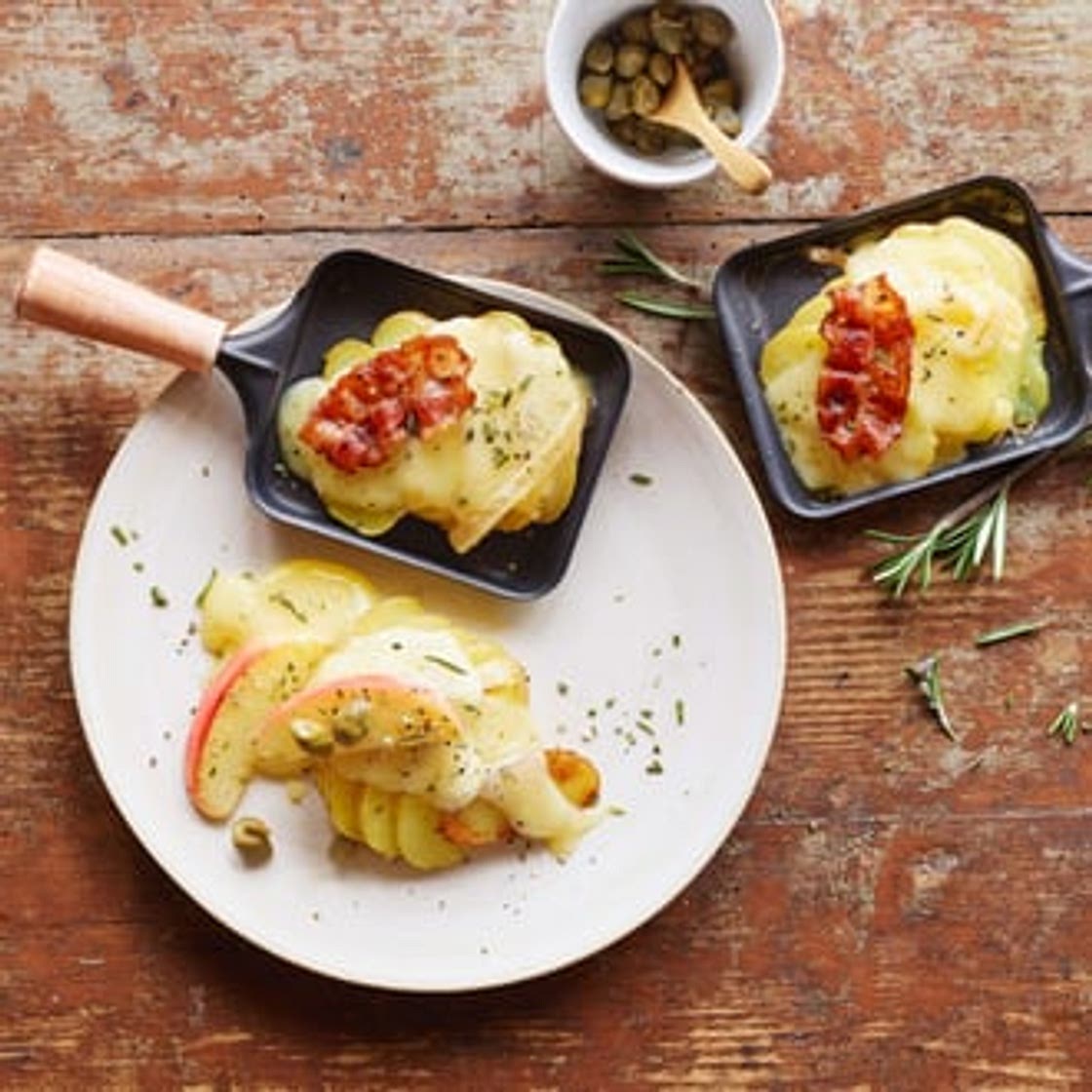 Raclette-Pfännchen mit Apfel