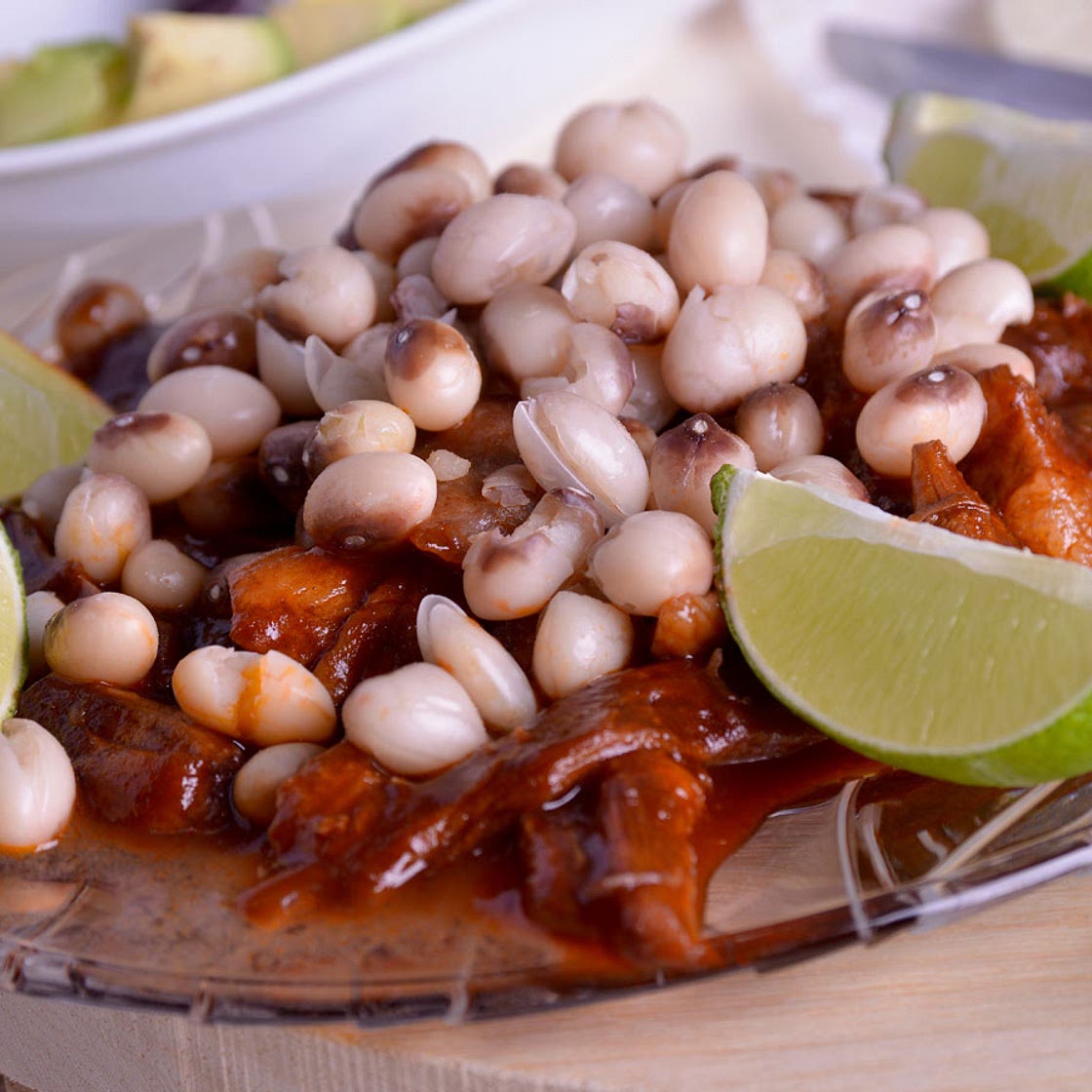 Tacos de cerdo asado con alubia del Pilar