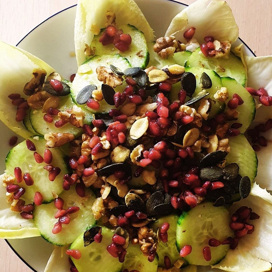 SALADE D'AUTOMNE HEALTHY AUX ENDIVES ET AUX NOIX