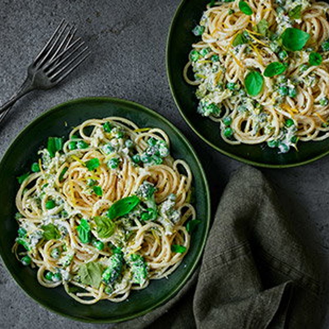 Zesty ricotta and broccoli spaghetti