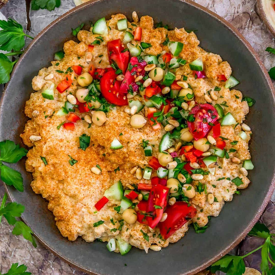 Easy Creamy Lebanese Musabaha (Warm Chickpea Breakfast)