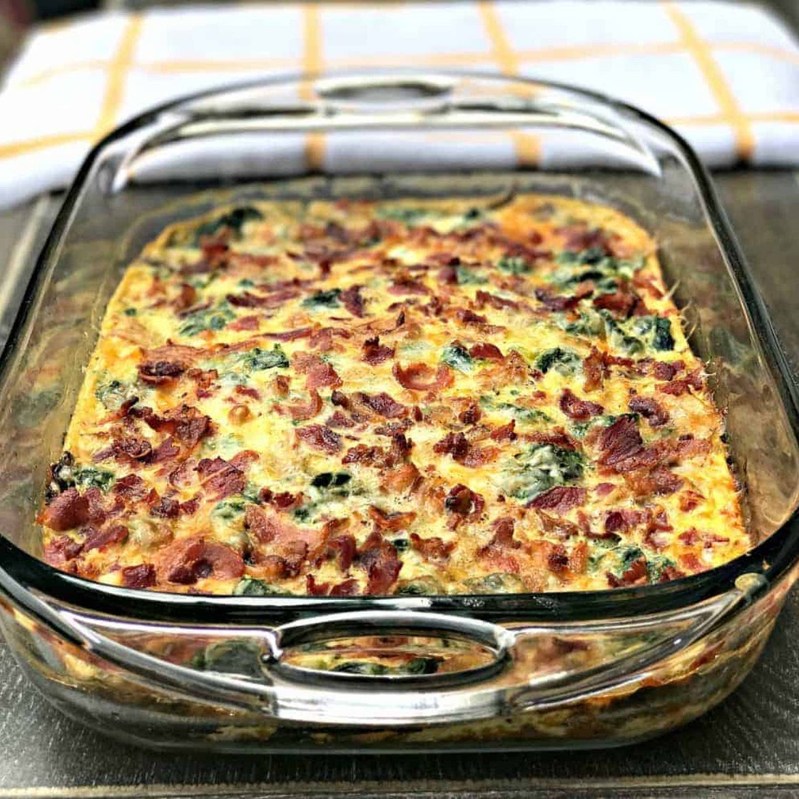 Keto Low-Carb Bacon, Egg, and Spinach Breakfast Casserole