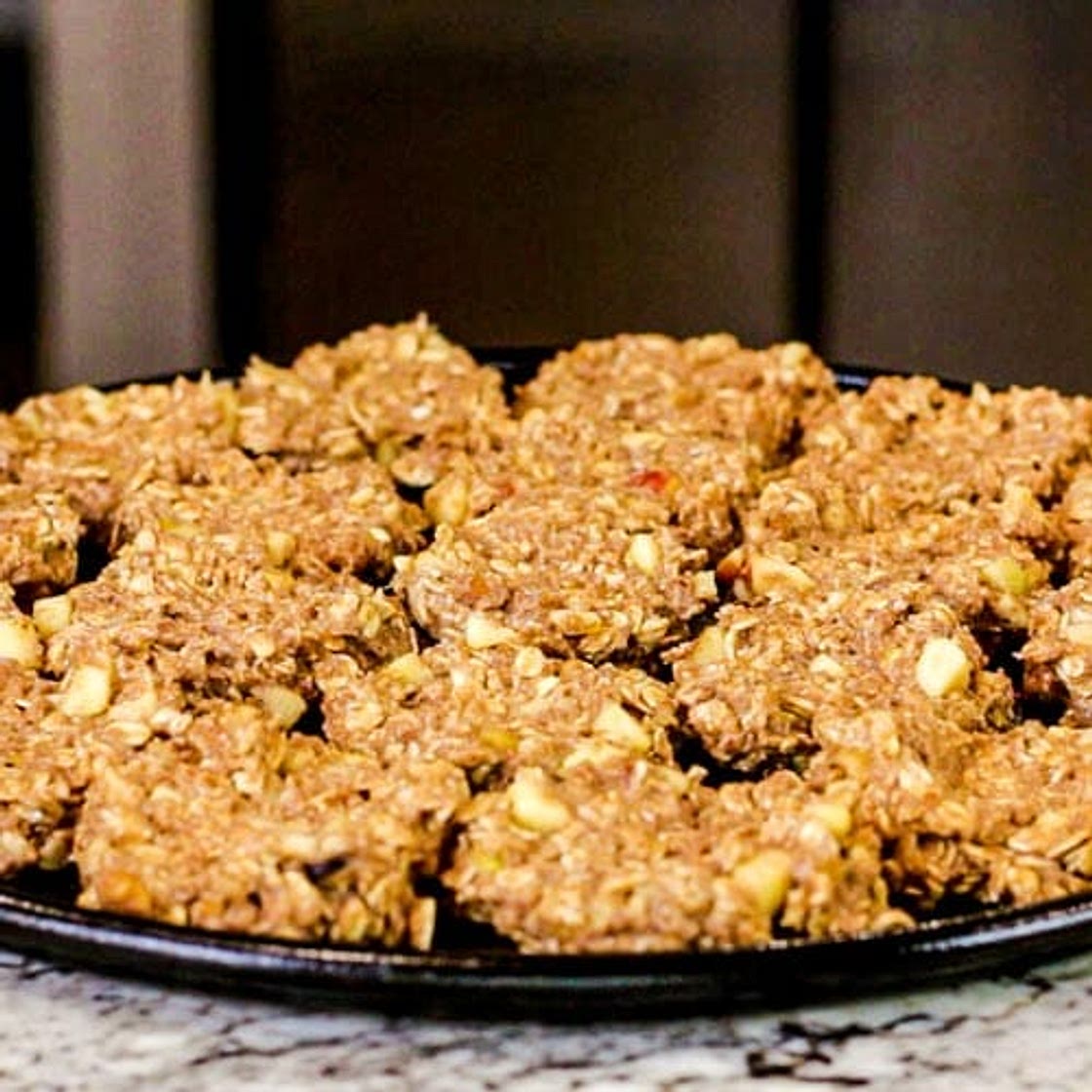 Apple Pie Oatmeal Cookies