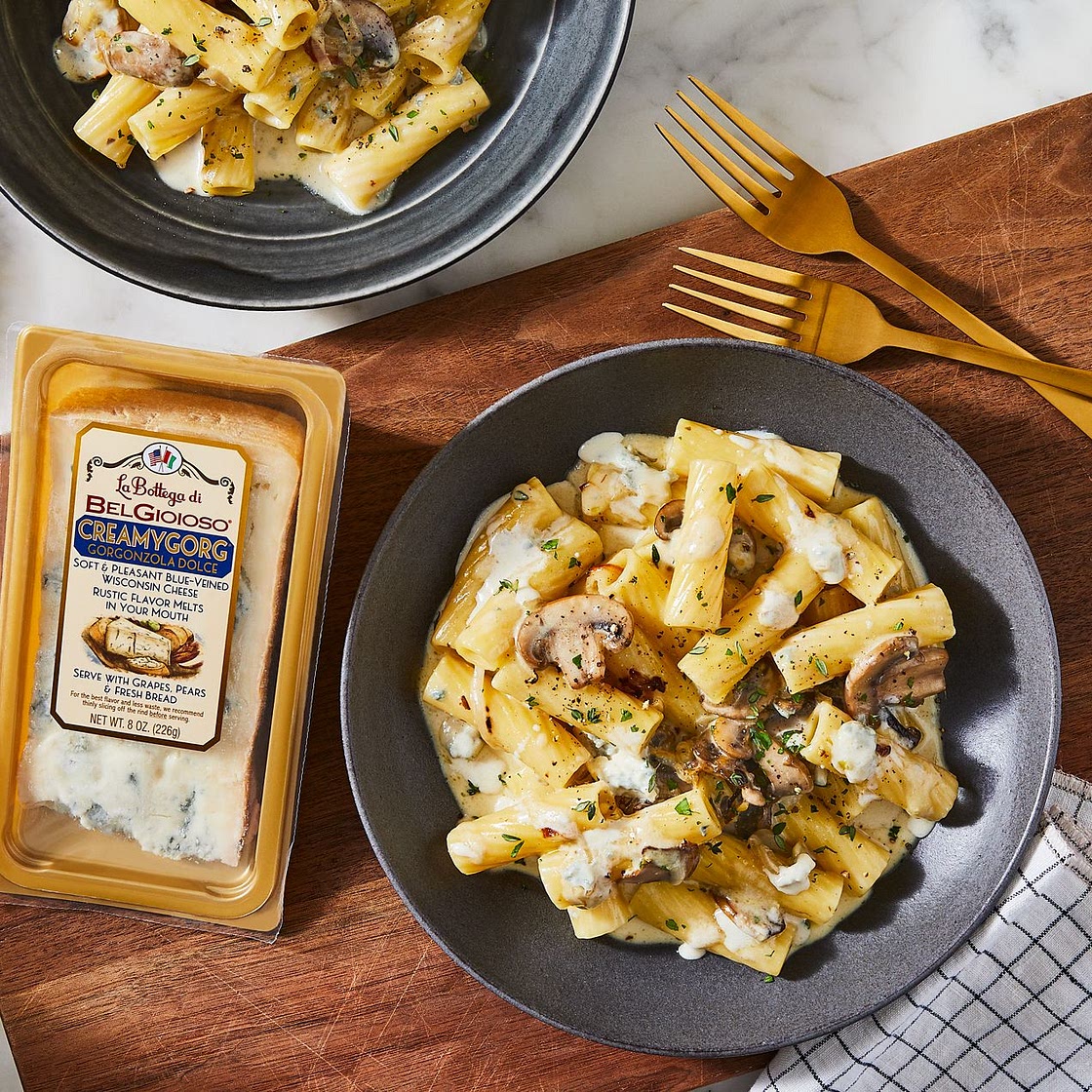 Creamy Gorgonzola Pasta With Mushrooms