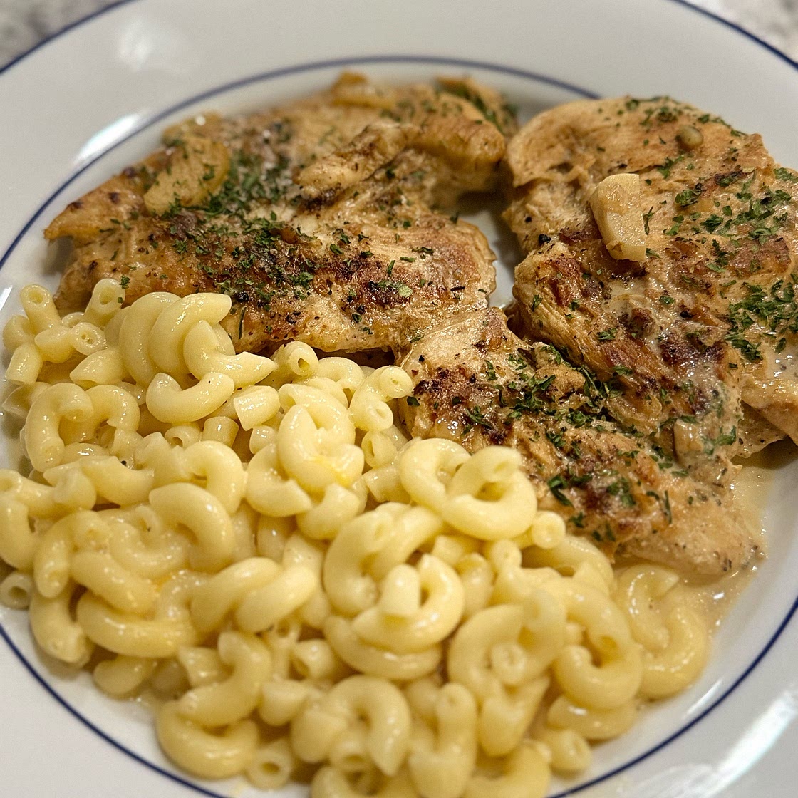 Creamy Garlic Chicken Breast Recipe