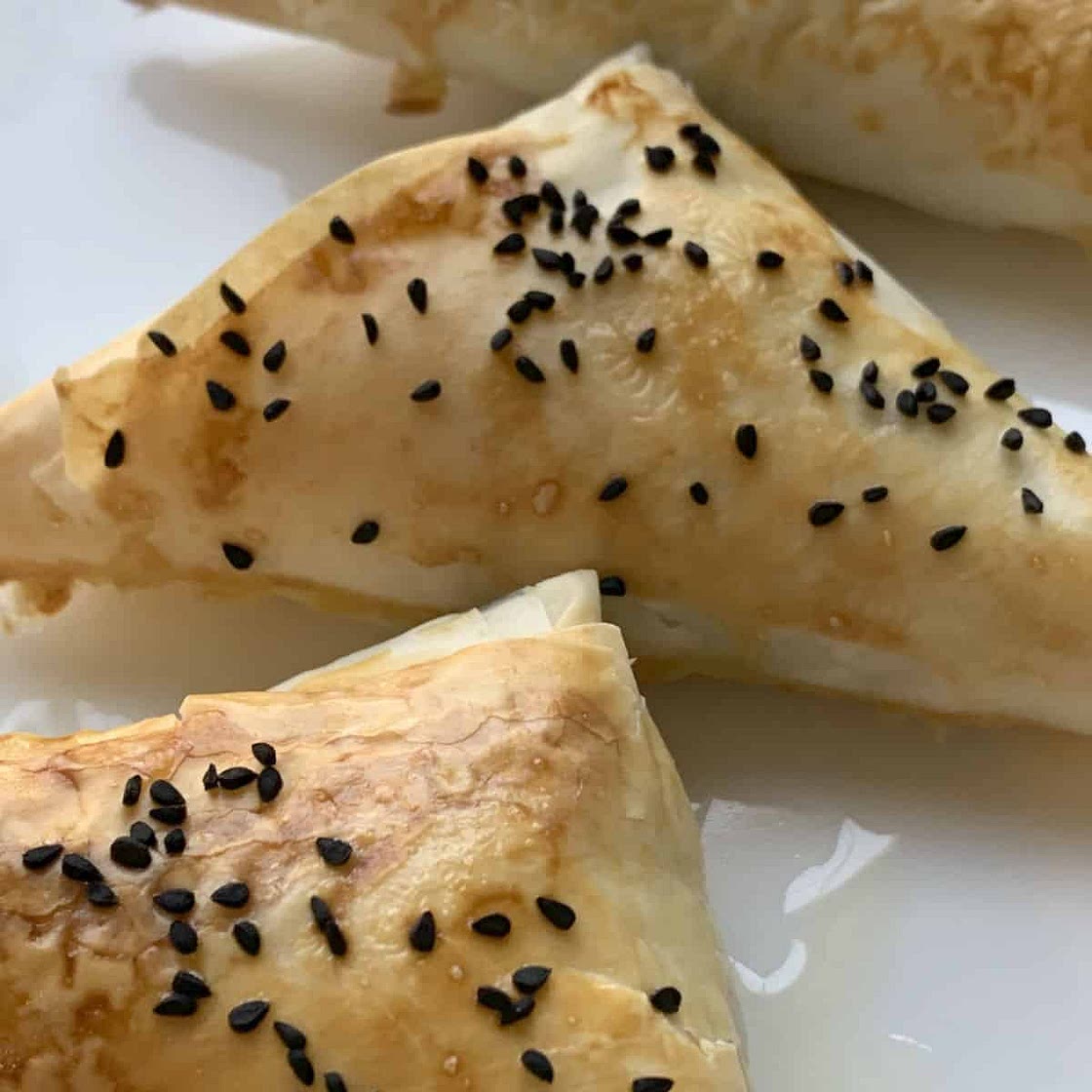 Armenian Spinach Pie - Spanakhov Nazuk