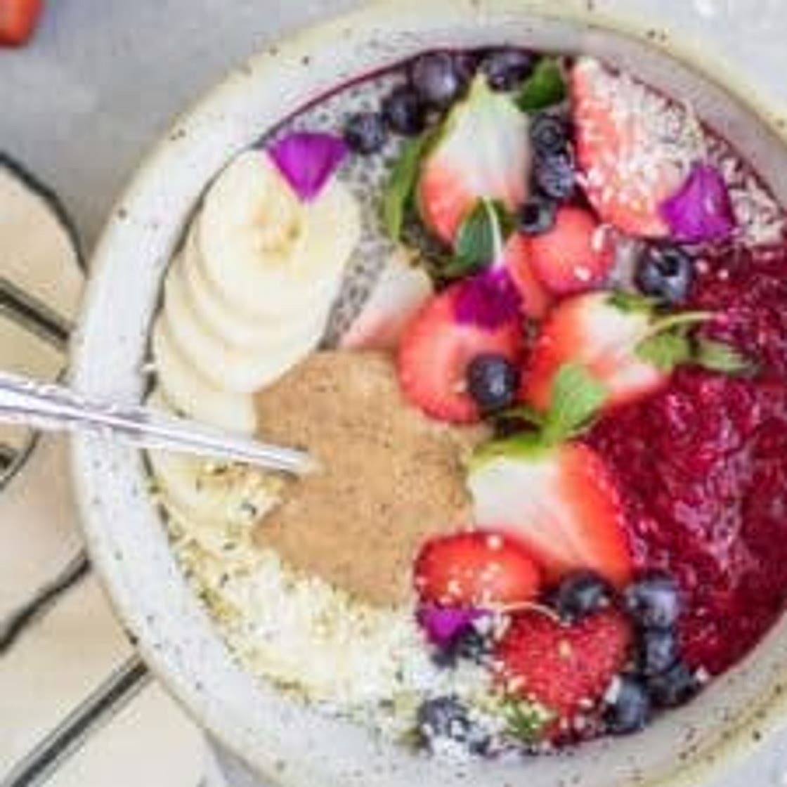 Hippie breakfast bowl