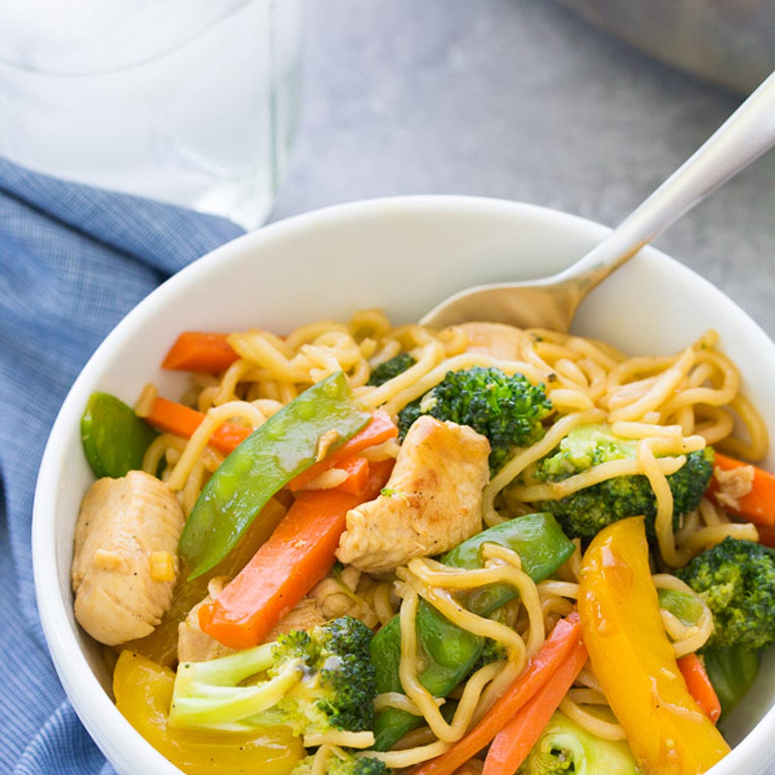 Teriyaki Chicken and Veggie Noodle Bowls (One Pot)