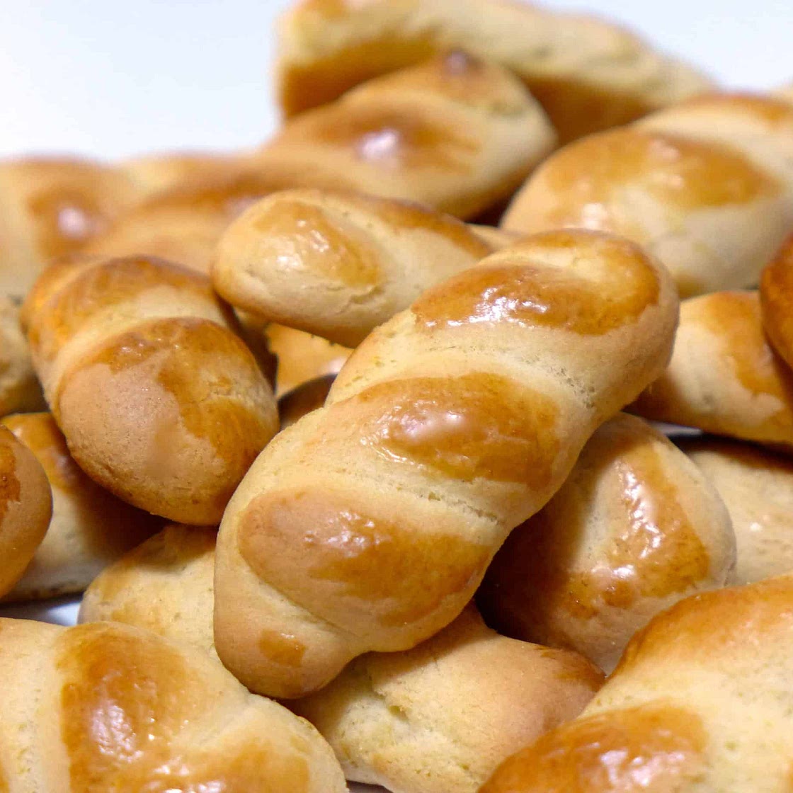 Koulourakia recipe (Greek Easter cookies)