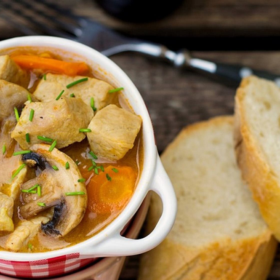 Veau aux carottes, champignons, miel et cumin