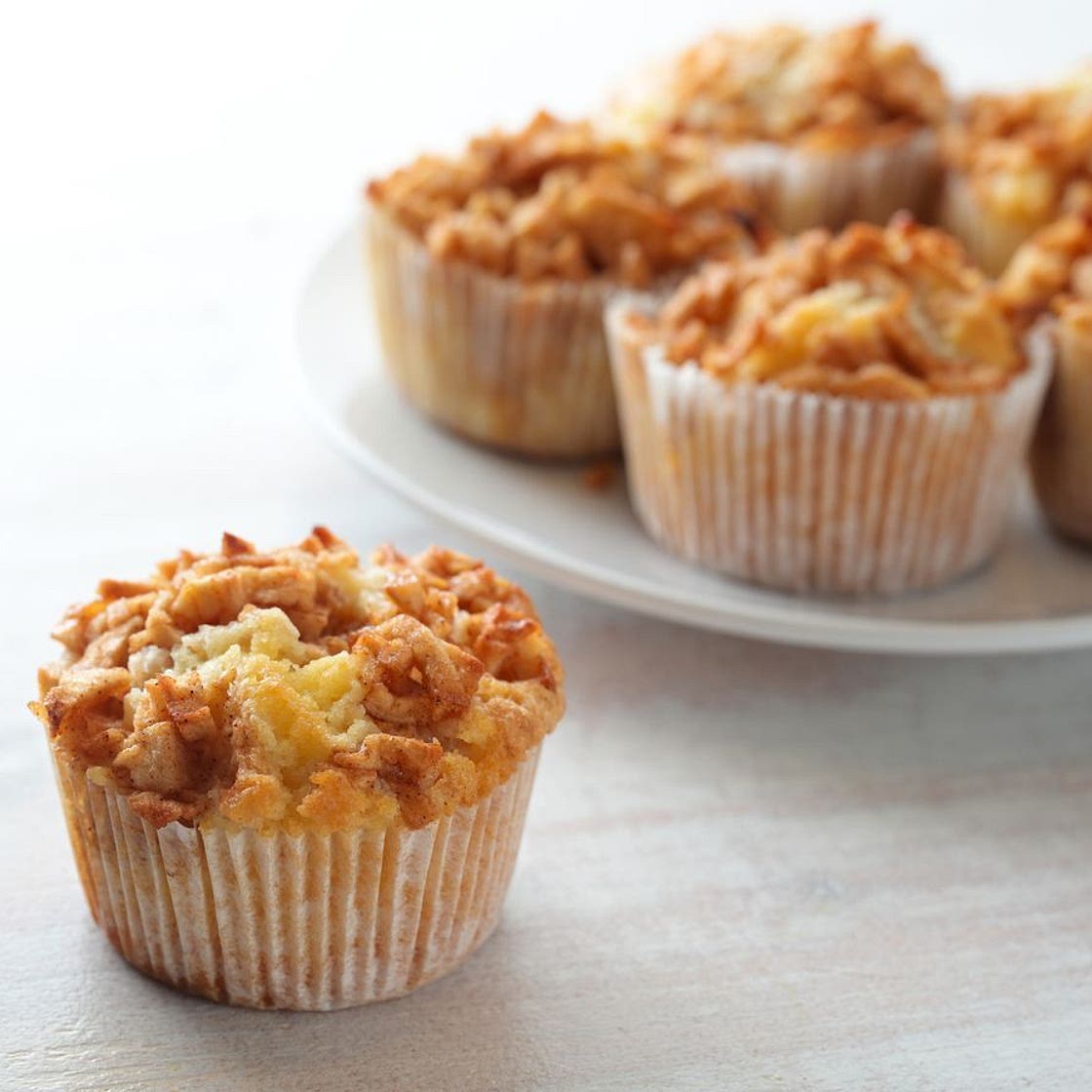 Chunky pear and oat sugar-free muffins recipe