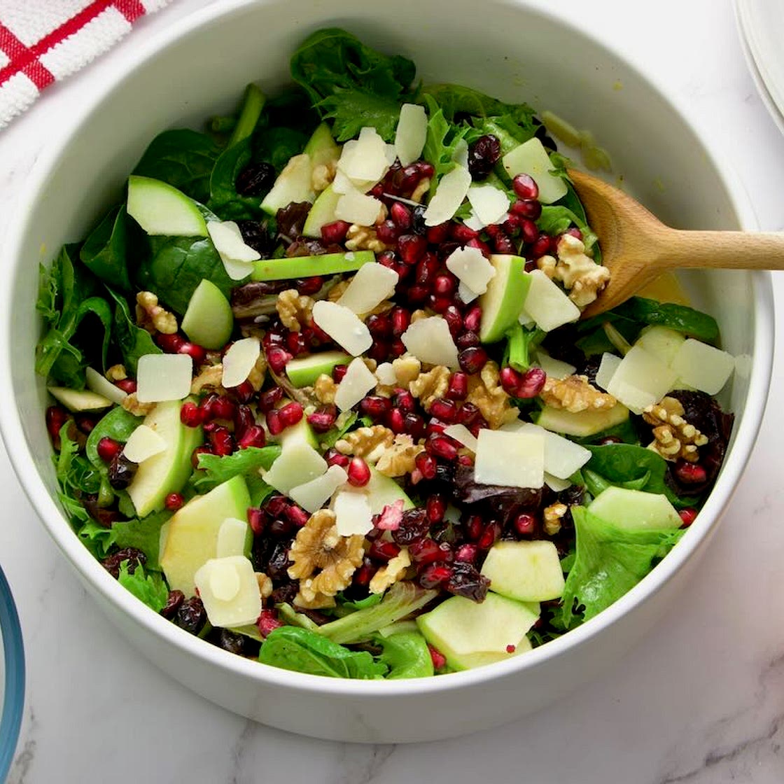 Festive Pomegranate & Apple Salad