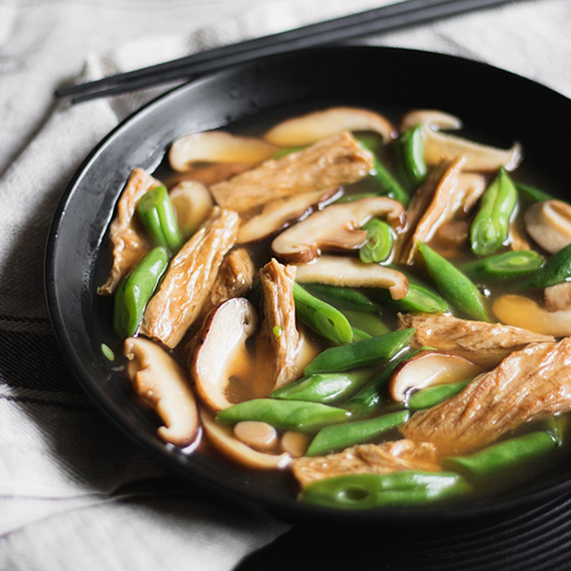 Braised Tofu Skins (Yuba) With Vegetables