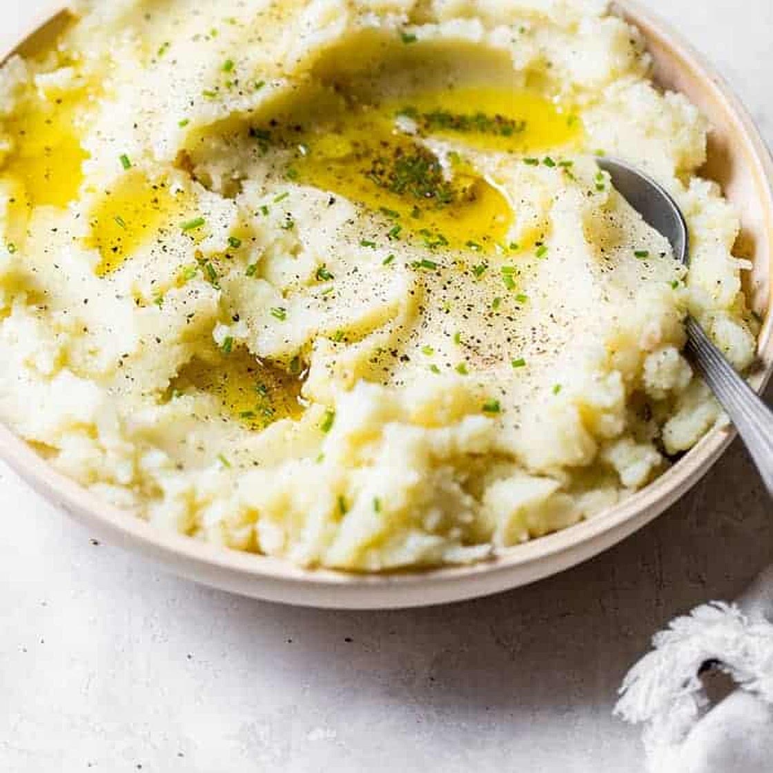 Dairy Free Mashed Potatoes with Roasted Garlic & Olive Oil