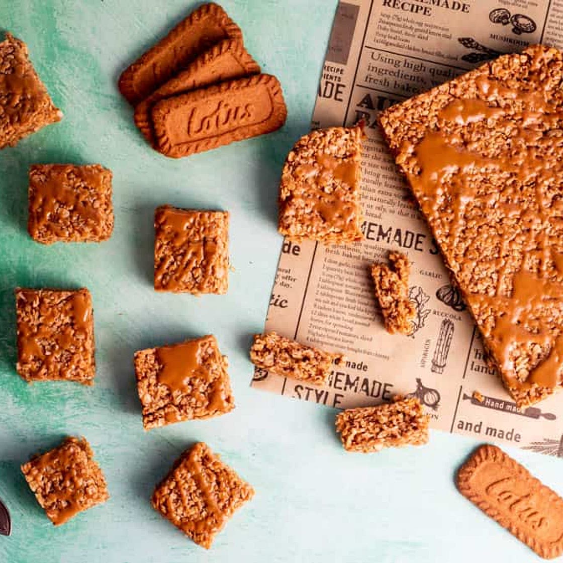 Lotus Biscoff Flapjacks - Quick and Simple Recipe