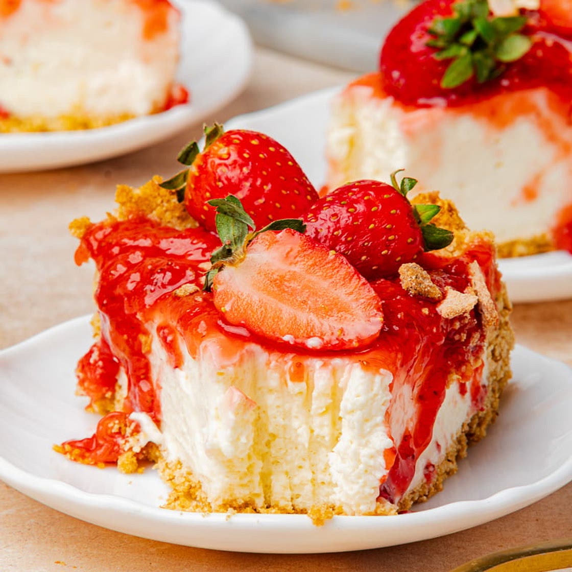 No Bake Strawberry Cheesecake