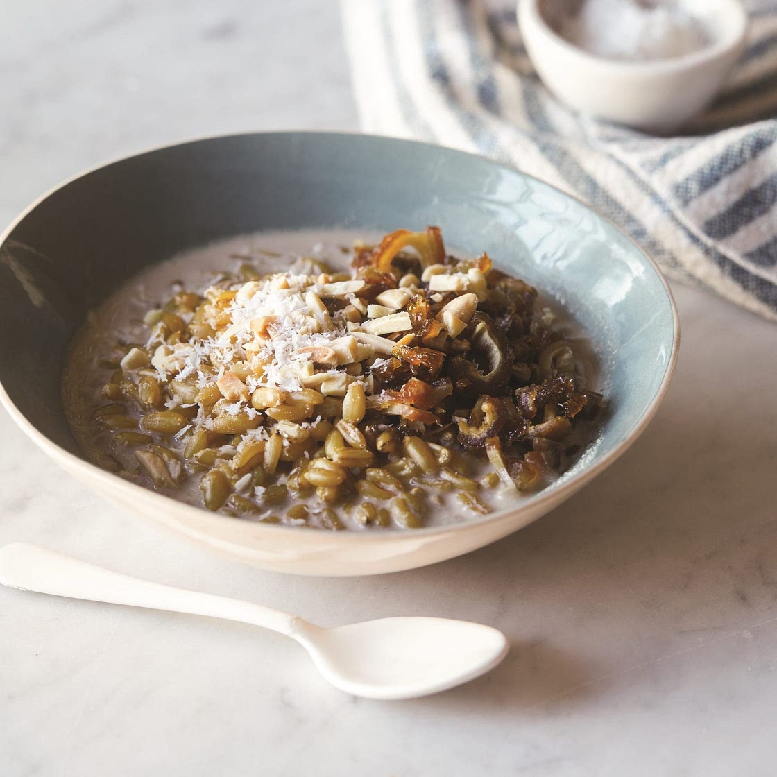 Buckwheat Breakfast Bowl
