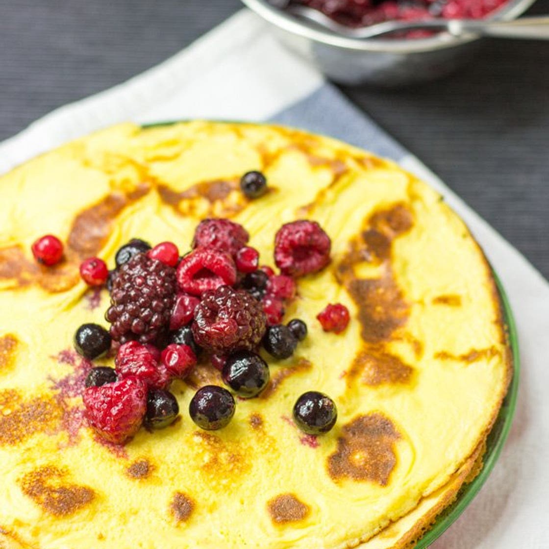 Low Carb Cream Cheese Pancakes