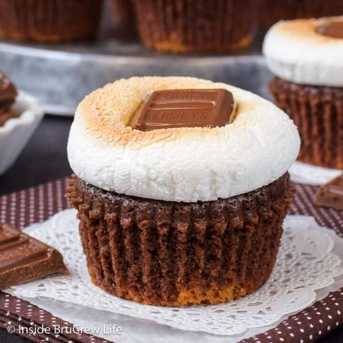 S'mores Brownie Cupcakes