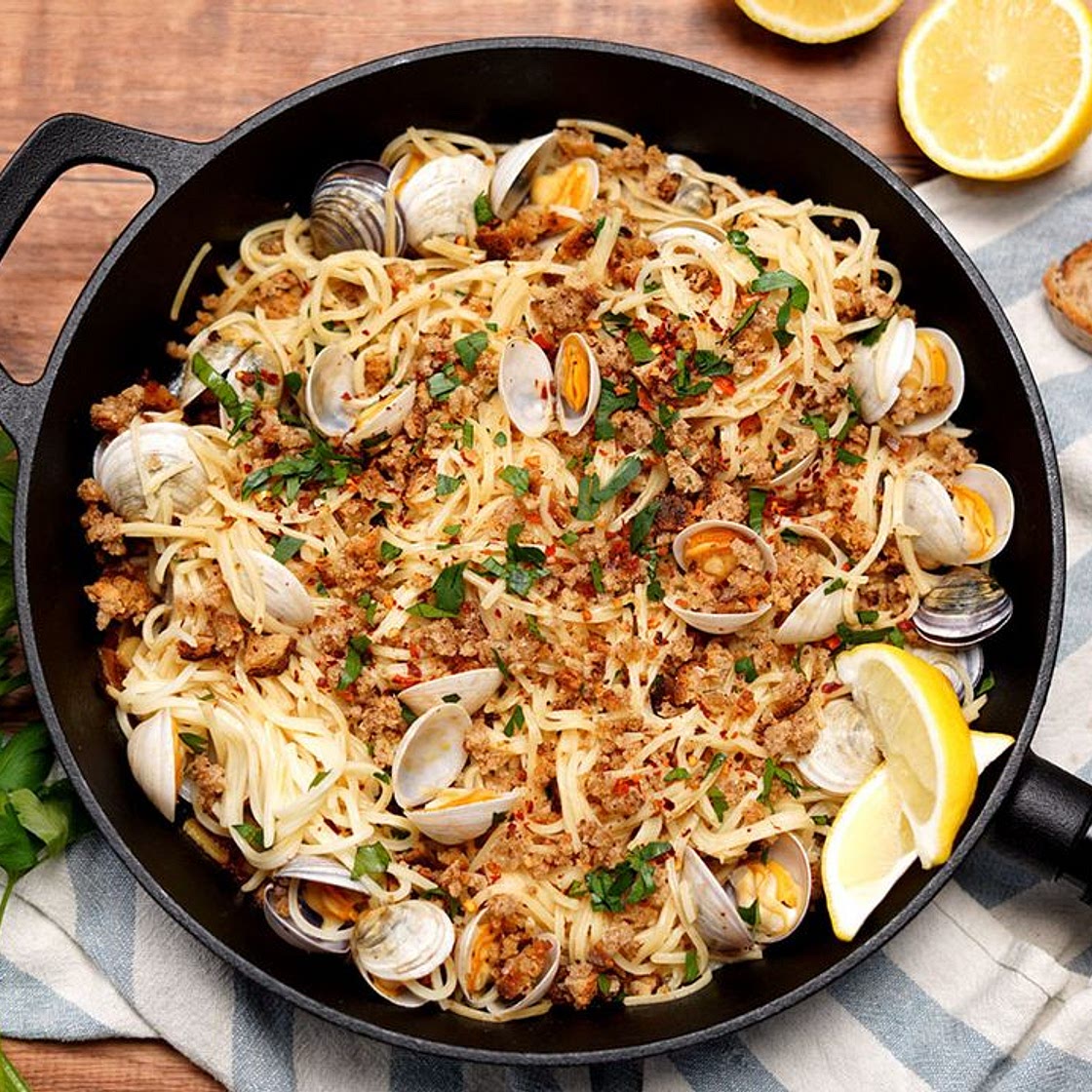 Clam Aglio e Olio with Garlic Bread Crumbs