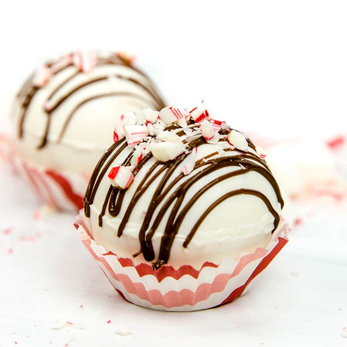 Peppermint Hot Cocoa Bombs
