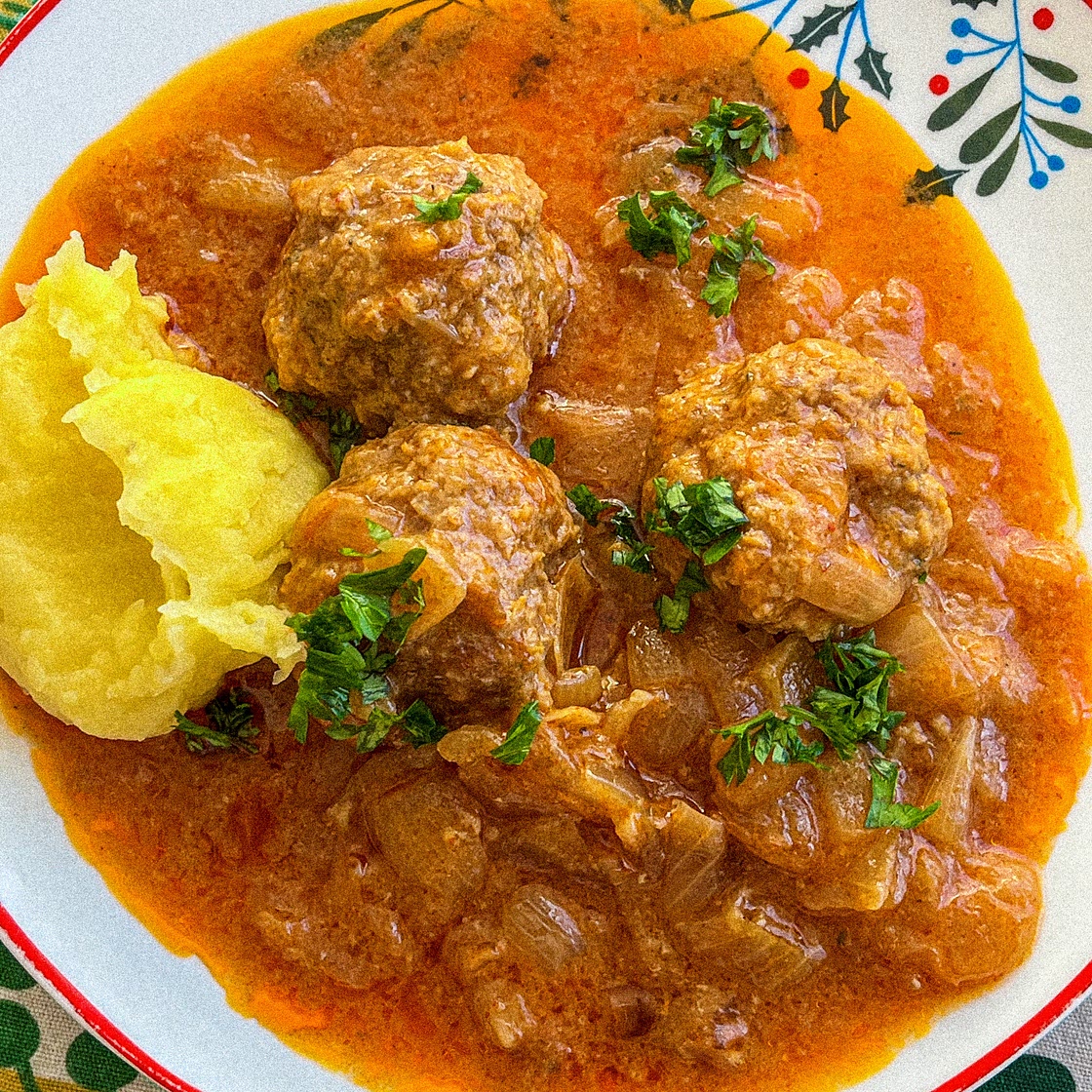 French Onion Stew and Meatballs