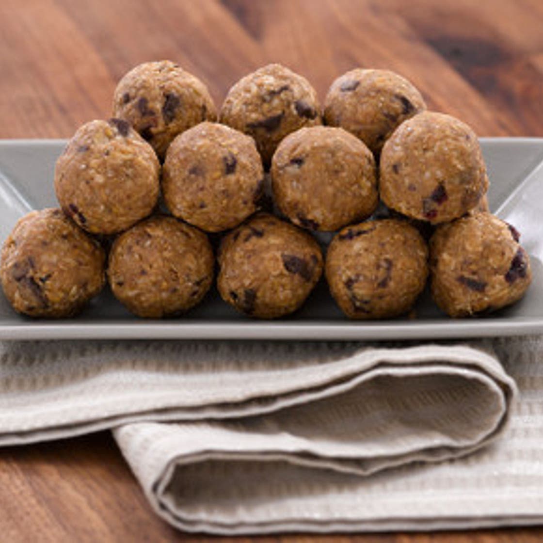 Vegan Chocolate Peanut Butter Energy Bites