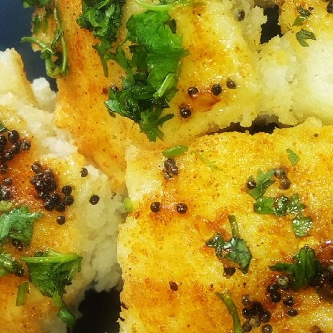 गुजराती खमन (Khaman Recipe In Hindi)