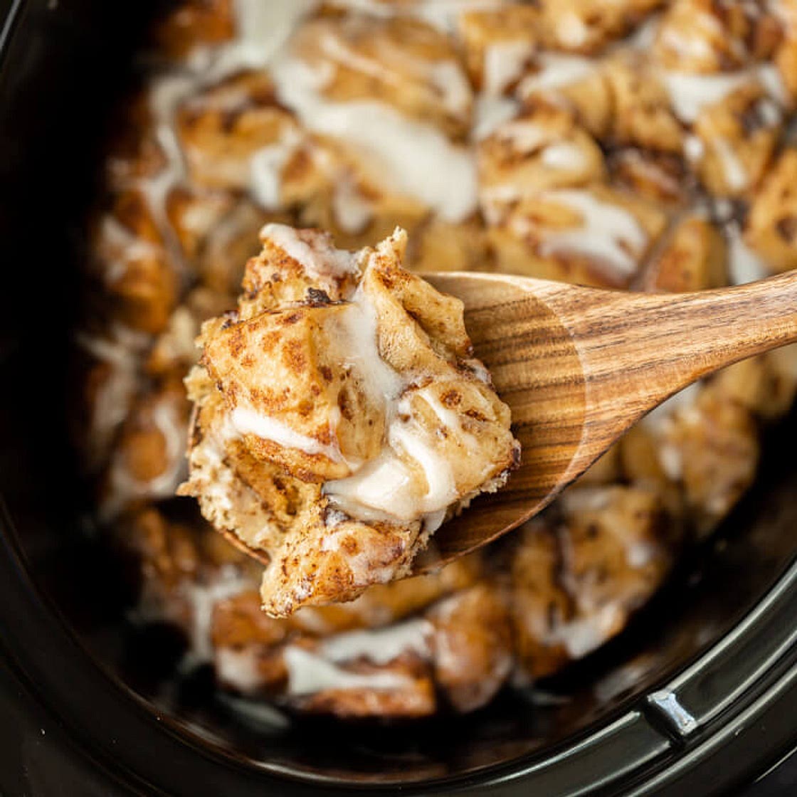 Crock Pot Cinnamon Roll Casserole