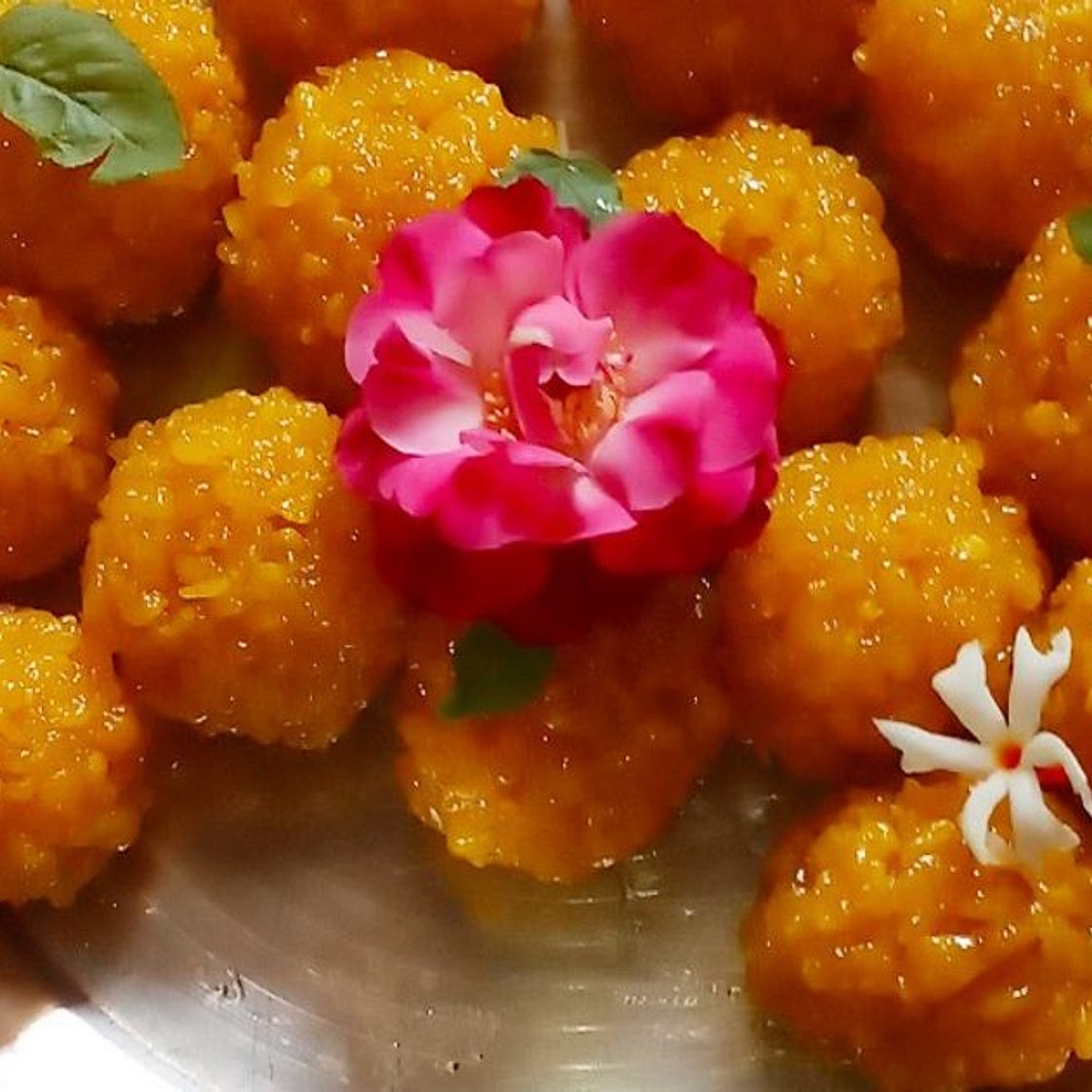 लड्डू (laddu recipe in Hindi)
