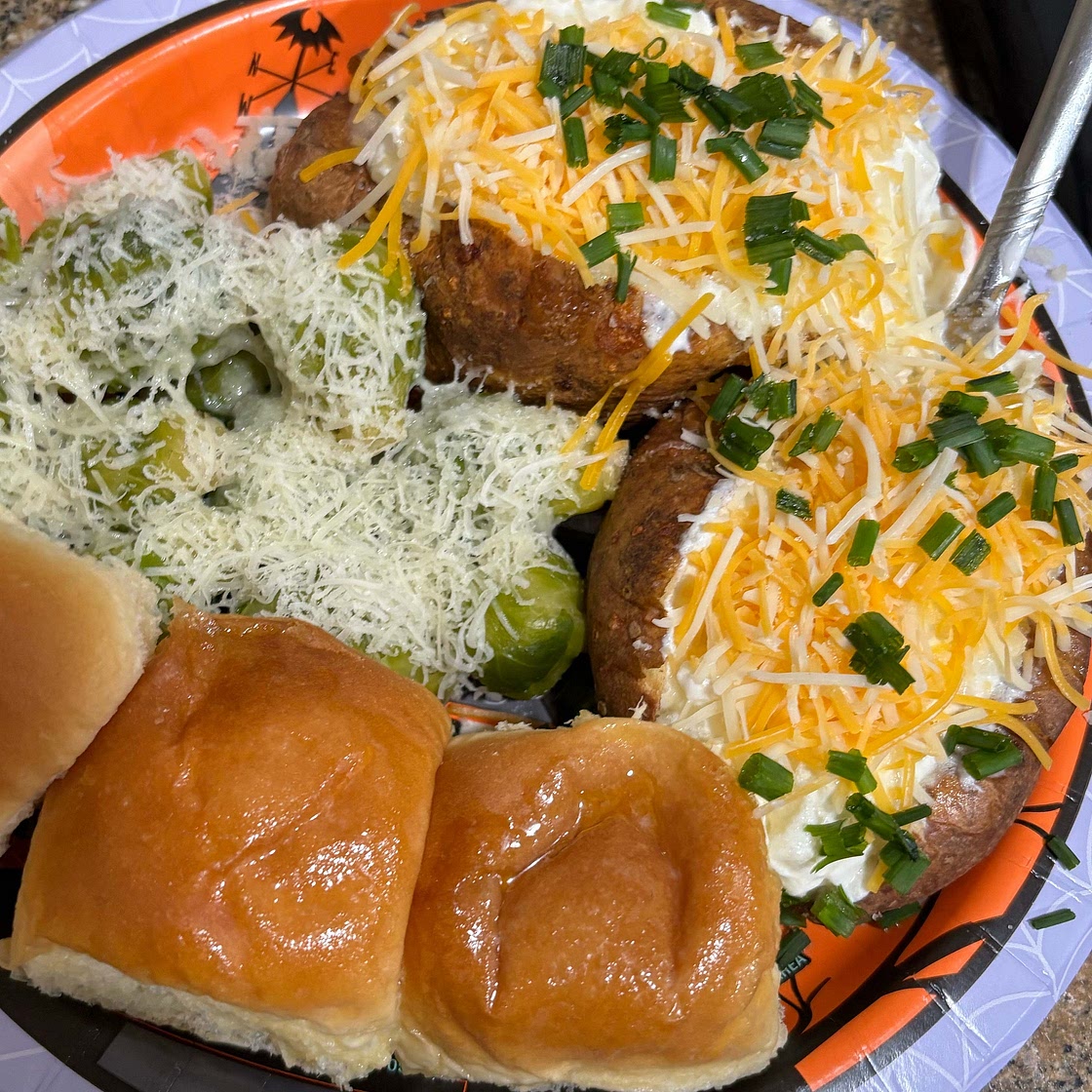 Easy Air Fryer Baked Potatoes