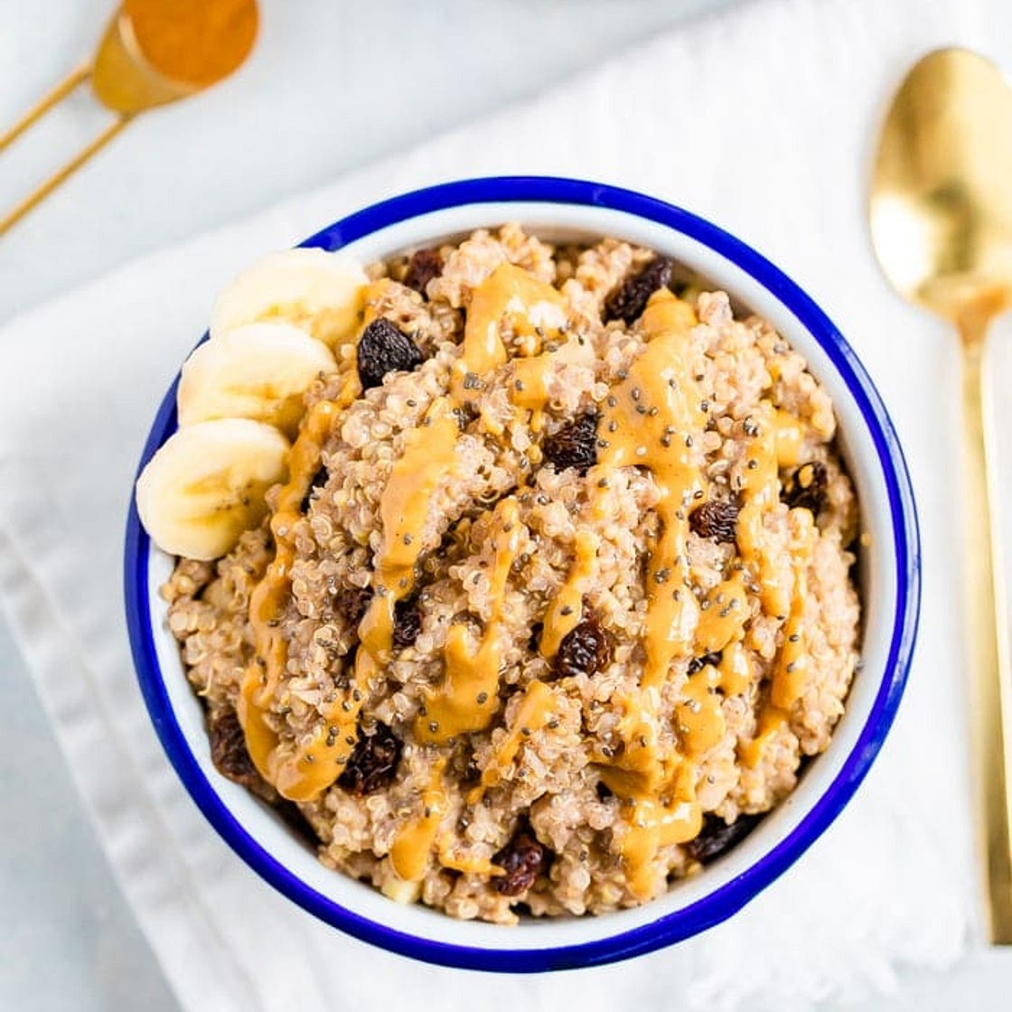 Cinnamon Quinoa Breakfast Bowl