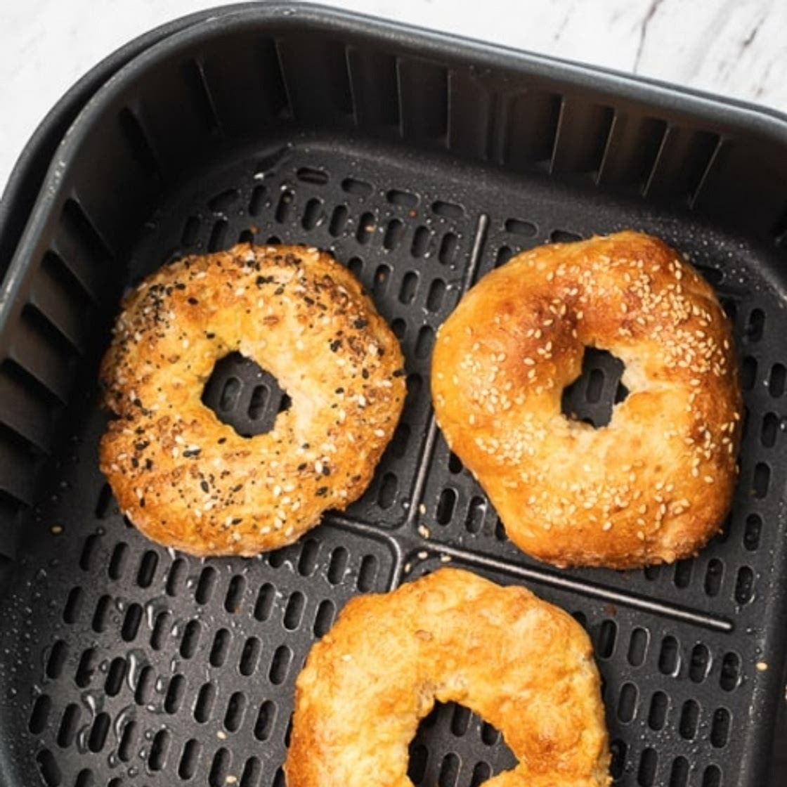 Easy 3-Ingredient AIR FRYER Homemade Bagels