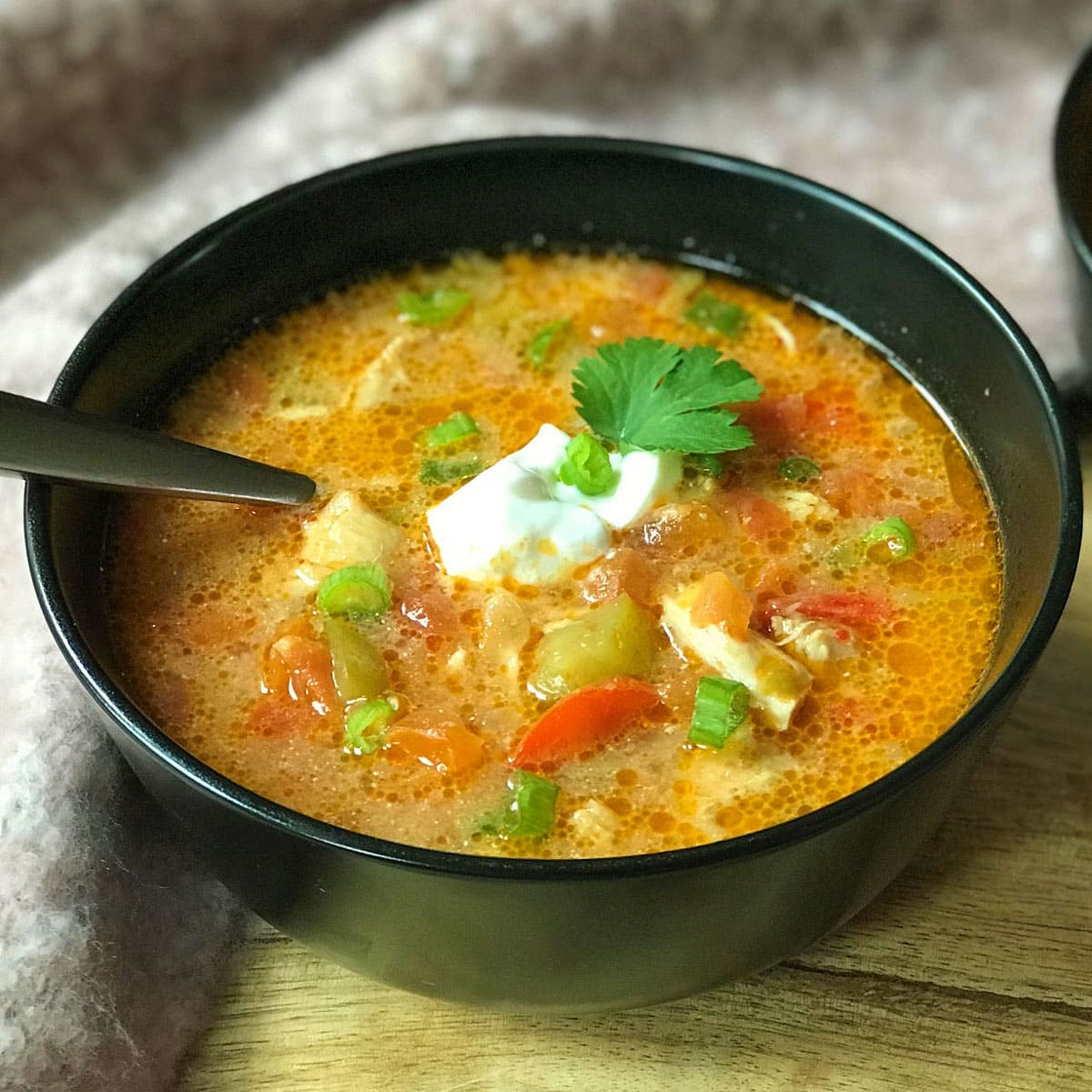 Chicken Fajita Soup (Instant Pot & Stovetop)