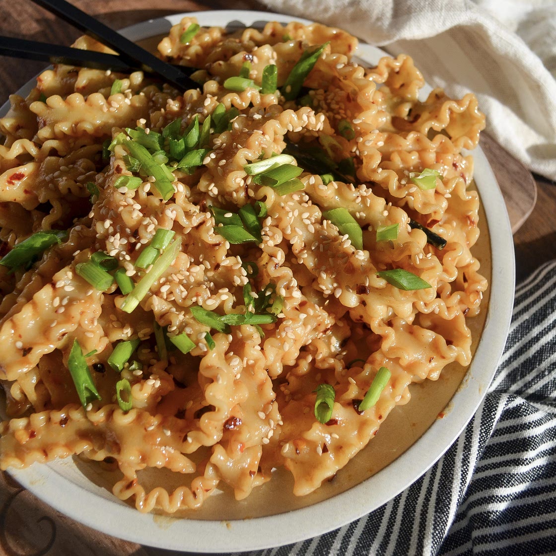 Spicy Chili Garlic Peanut Noodles