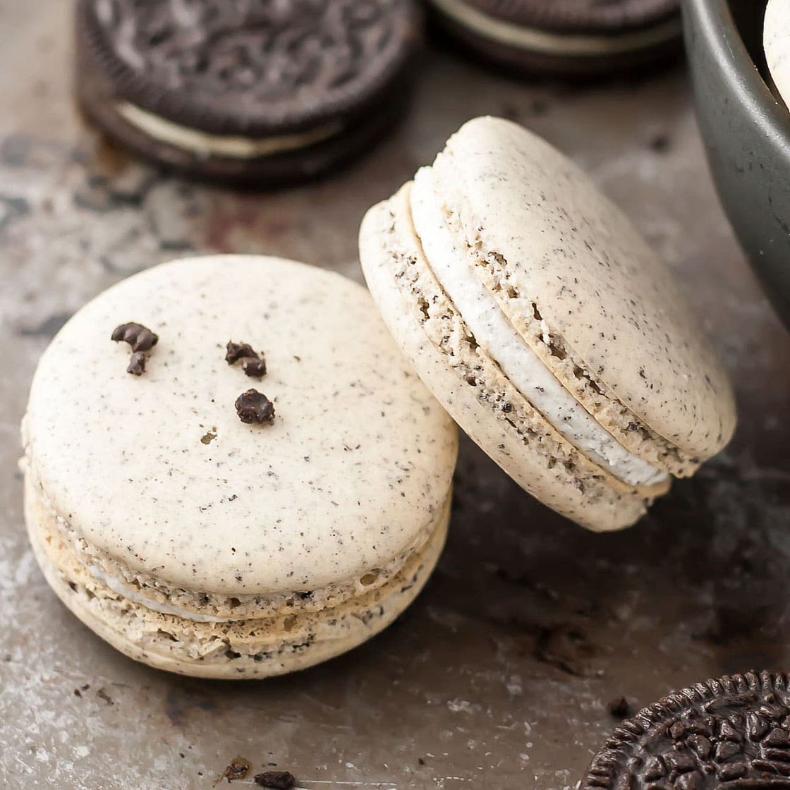 Oreo Macarons (French Macarons)