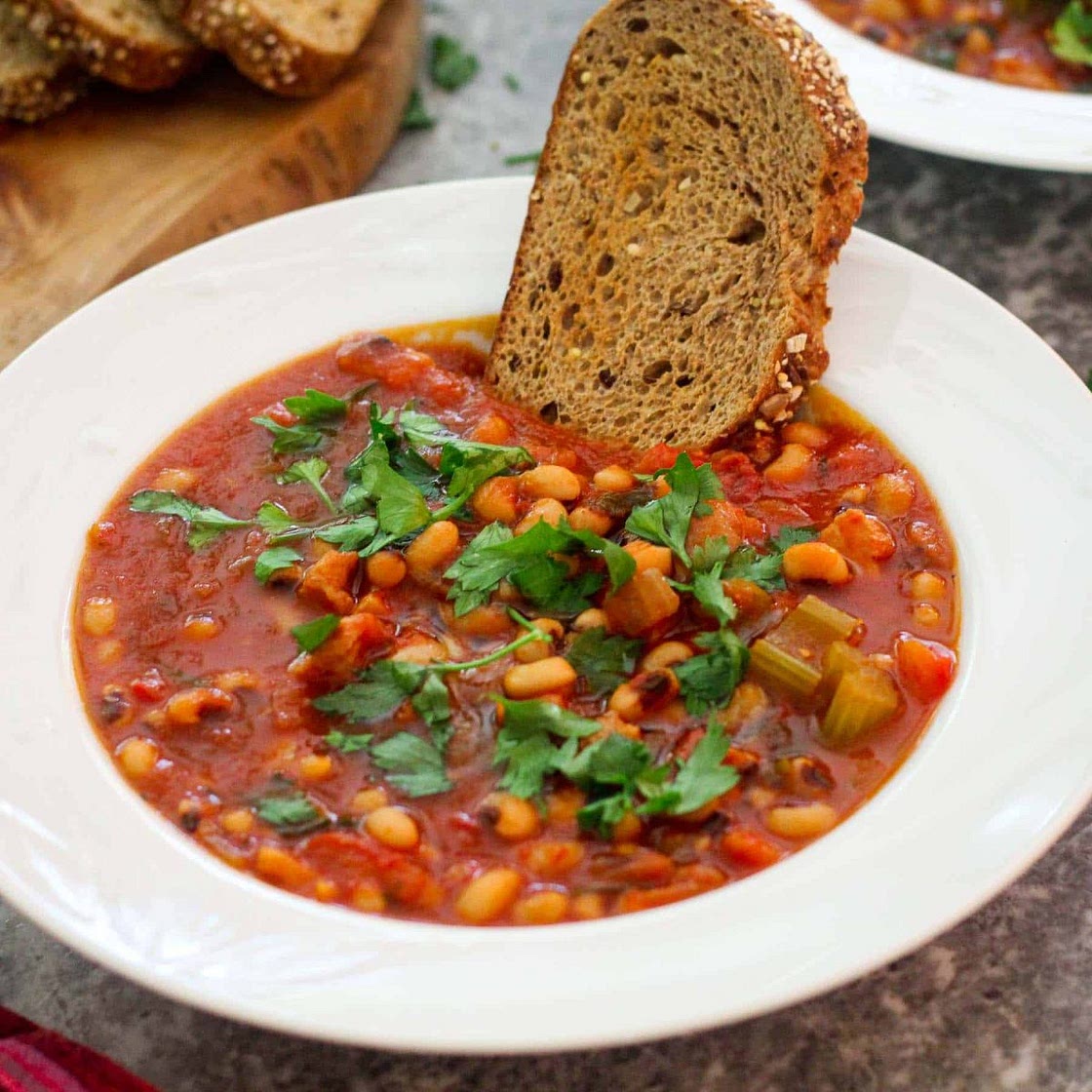 Black Eyed Peas Soup with Pancetta