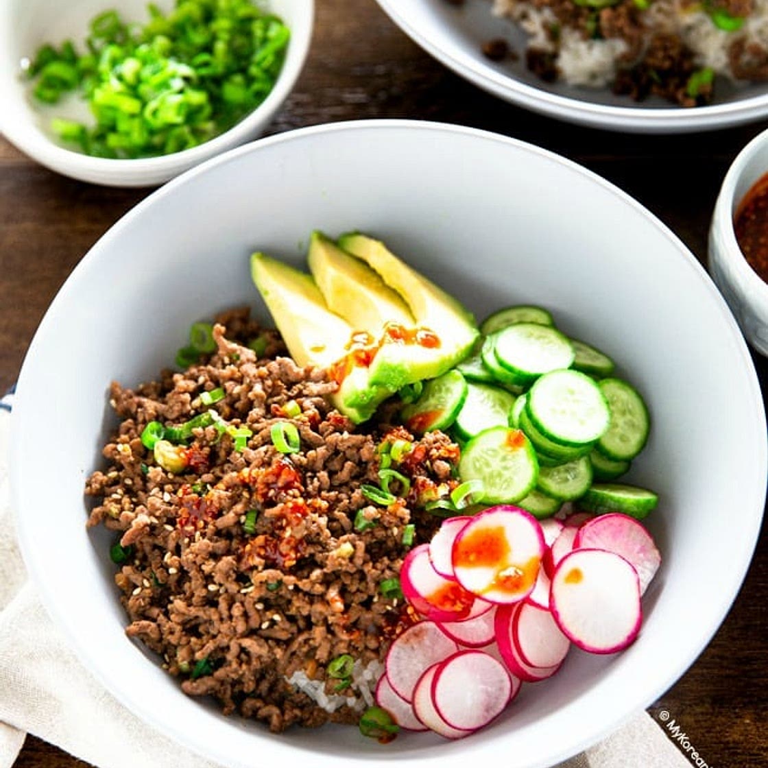 Korean Ground Beef and Rice Bowls