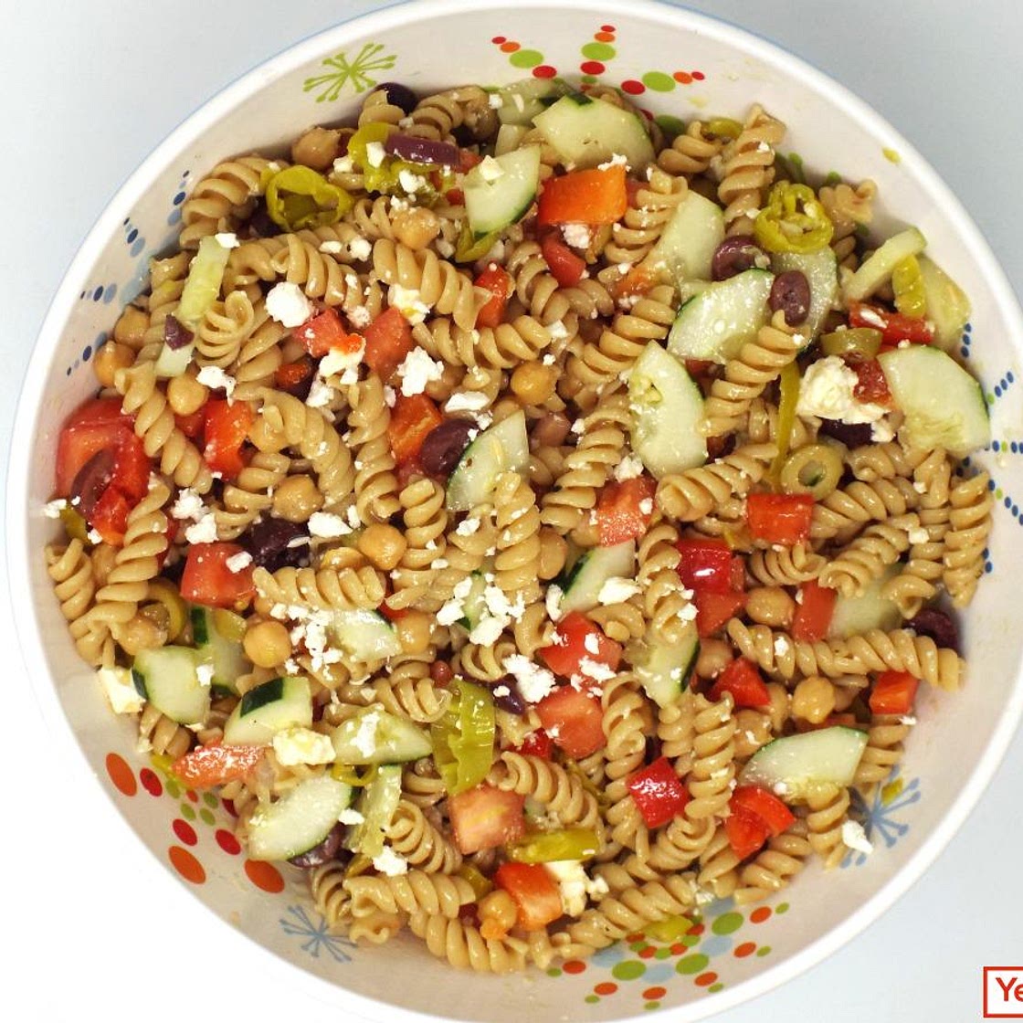 Mediterranean Chickpea Pasta Salad