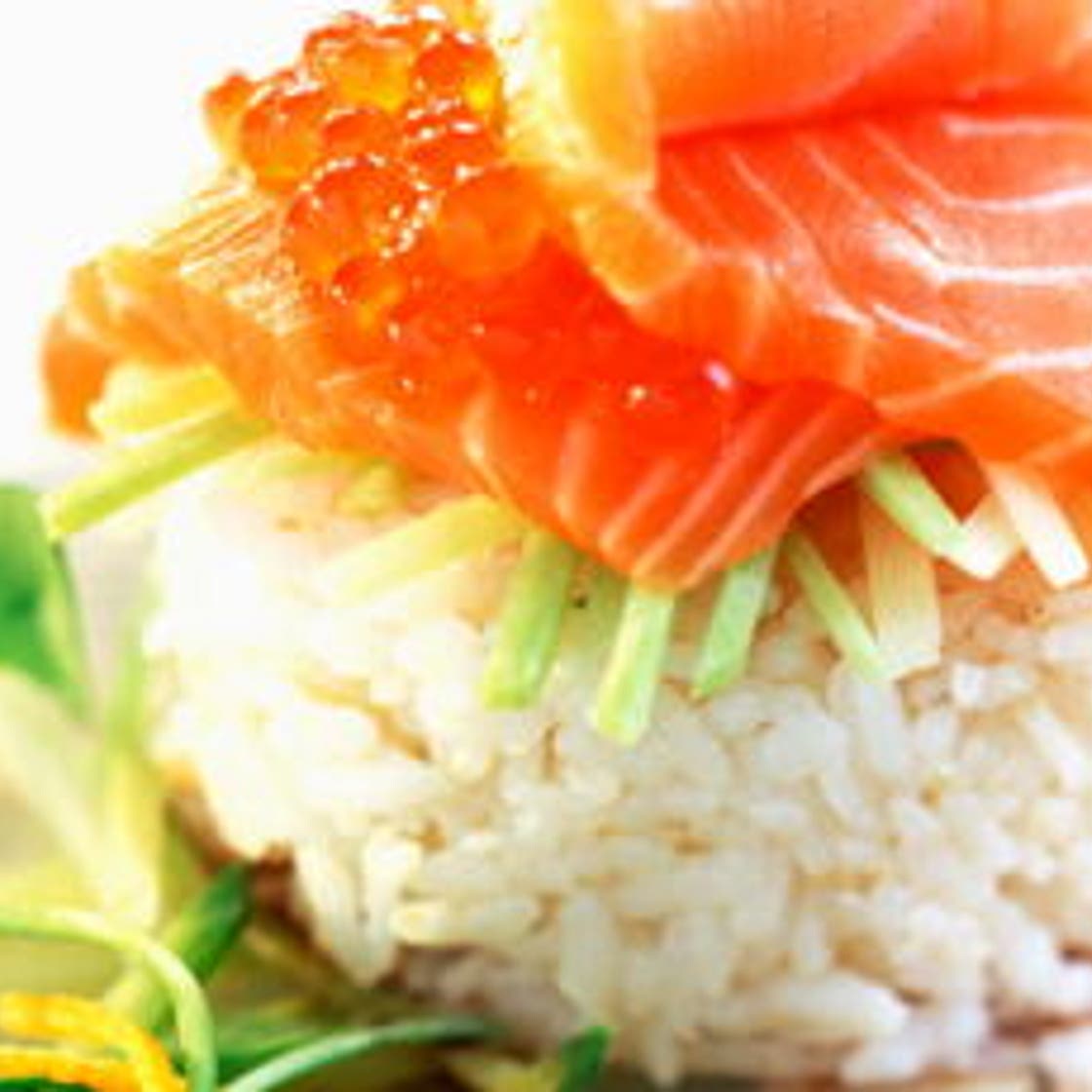 Sushis au saumon et pomme verte