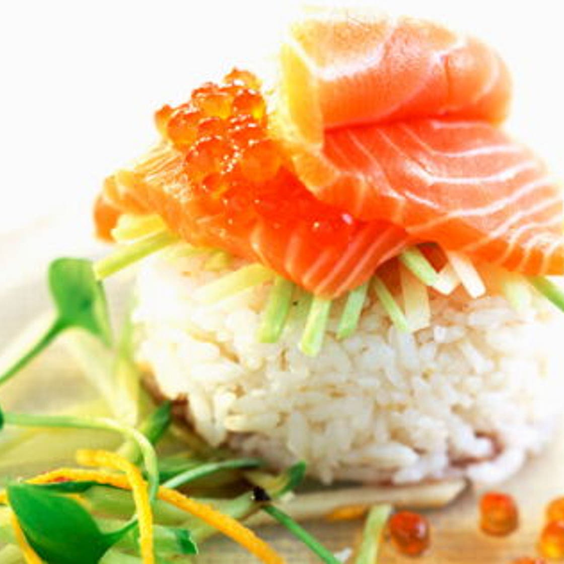 Sushis au saumon et pomme verte