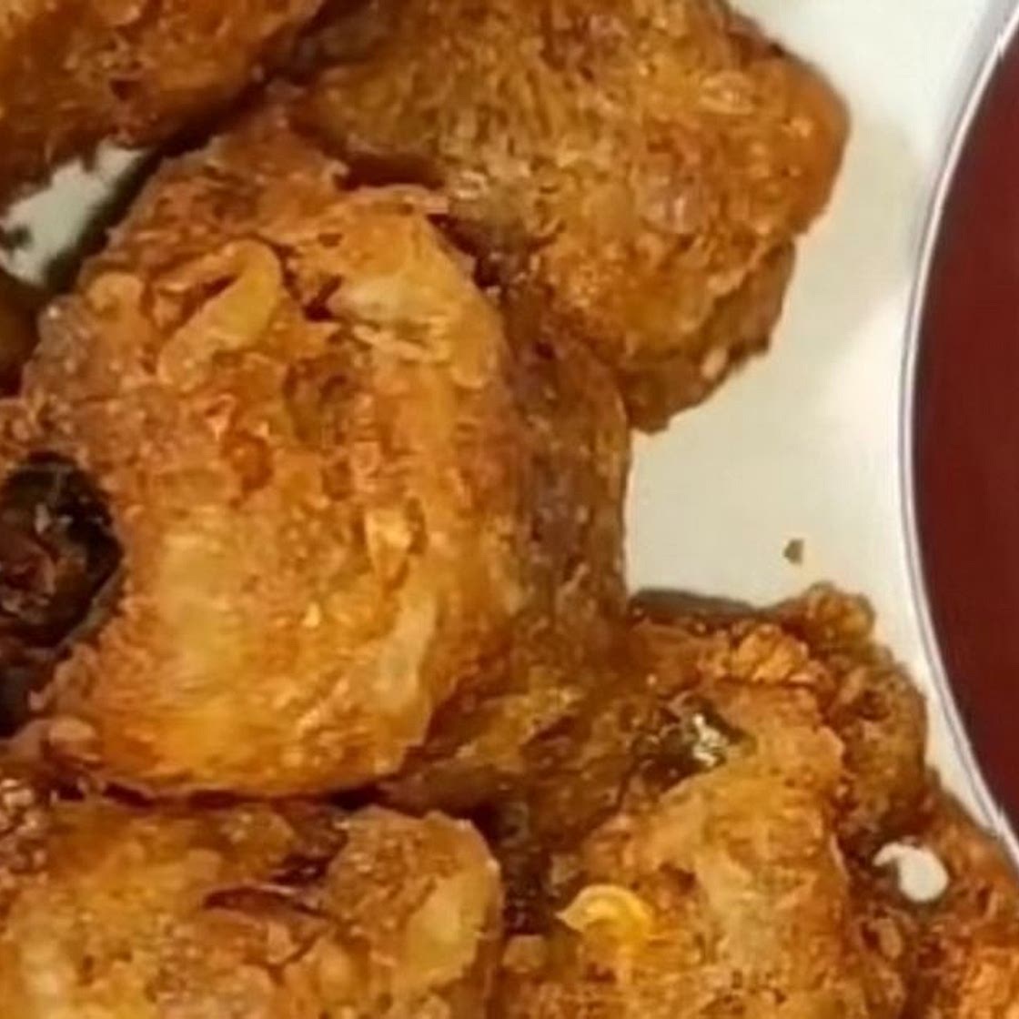 आलू के पकोड़े (aloo pakoda recipe in hindi)