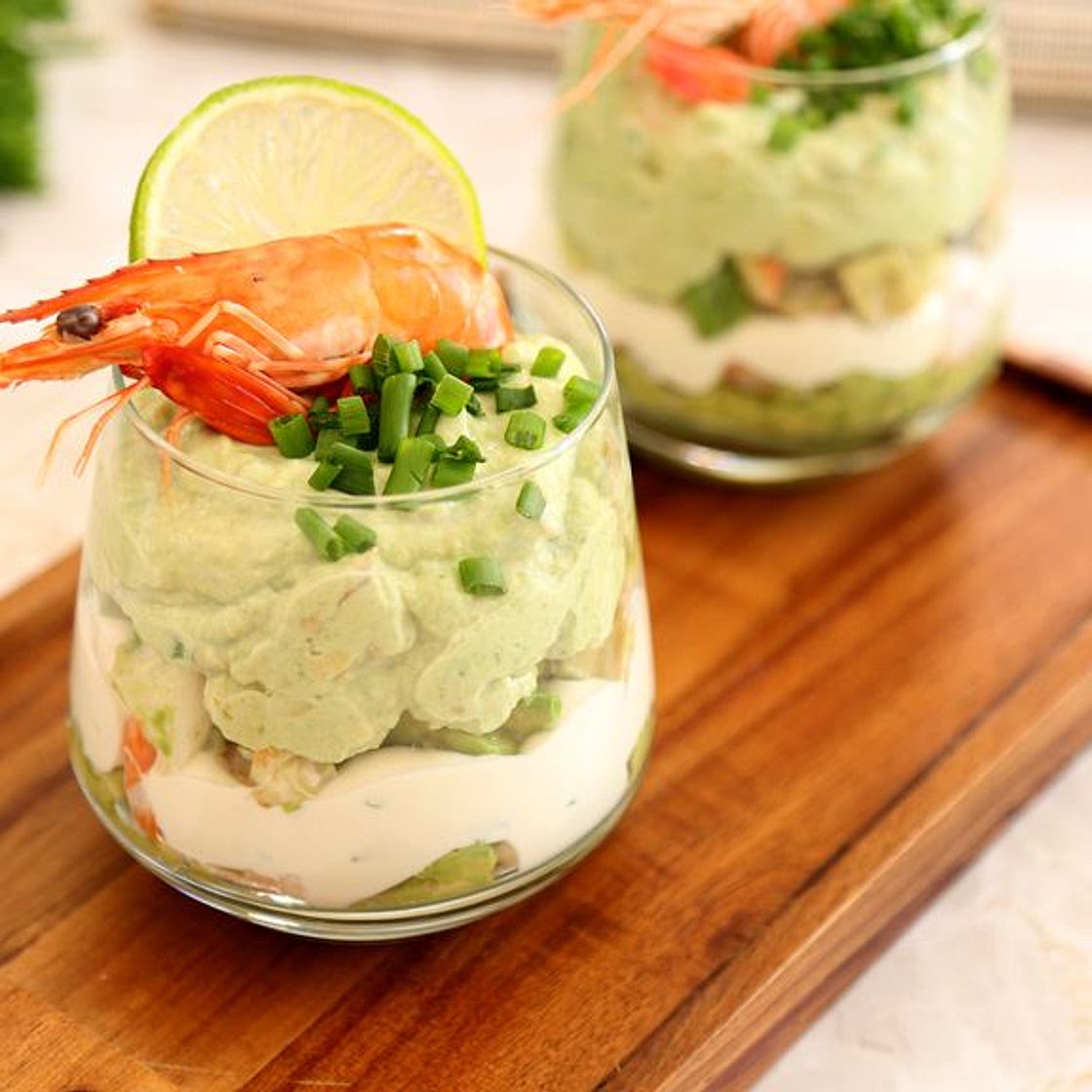 Verrines avocats crevettes et fromage frais