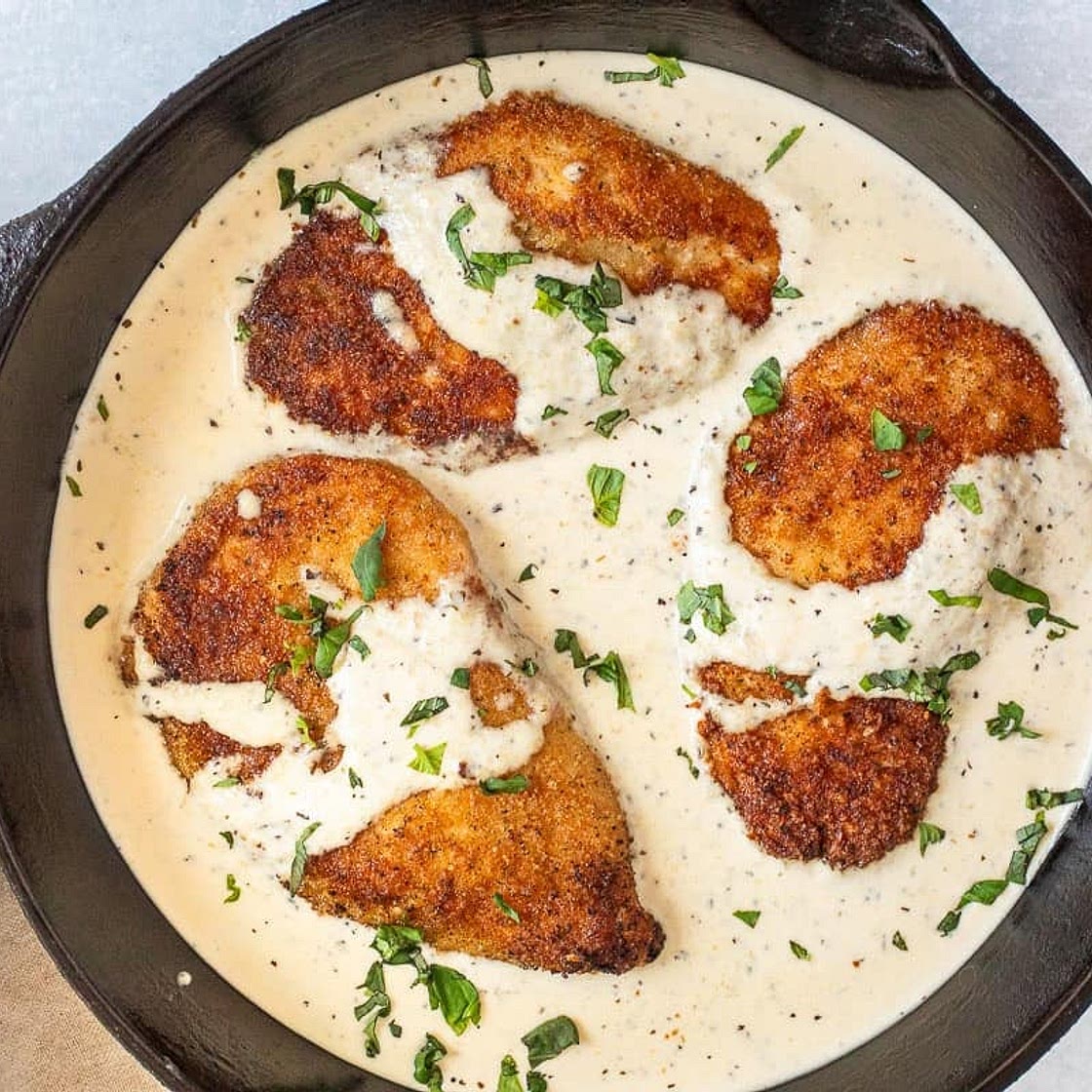 Pan Fried Chicken (with Cream Sauce)