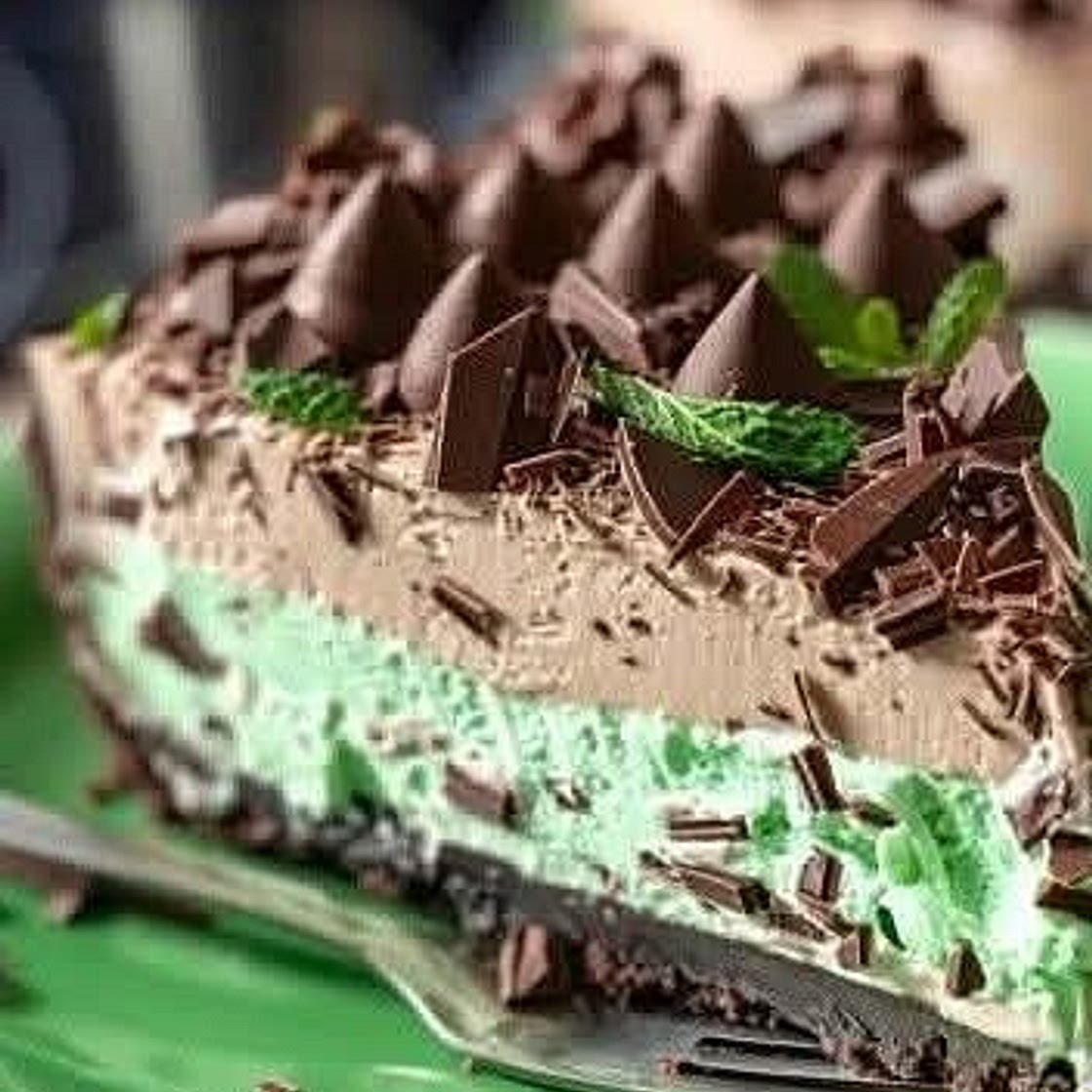 😋💕Creamy Mint Chocolate Cheesecake 😋💕