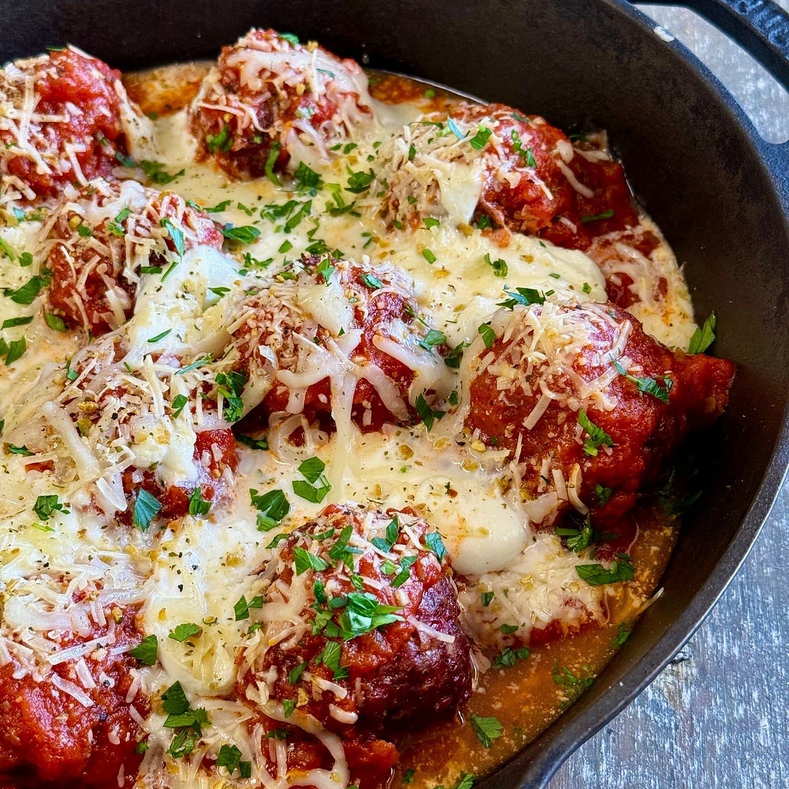 Smoked Meatballs with Burrata Cheese